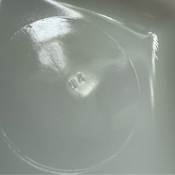 Anchor Hocking Milk Glass White Embossed Grape Design Vase Dish - Picture 7 of 11